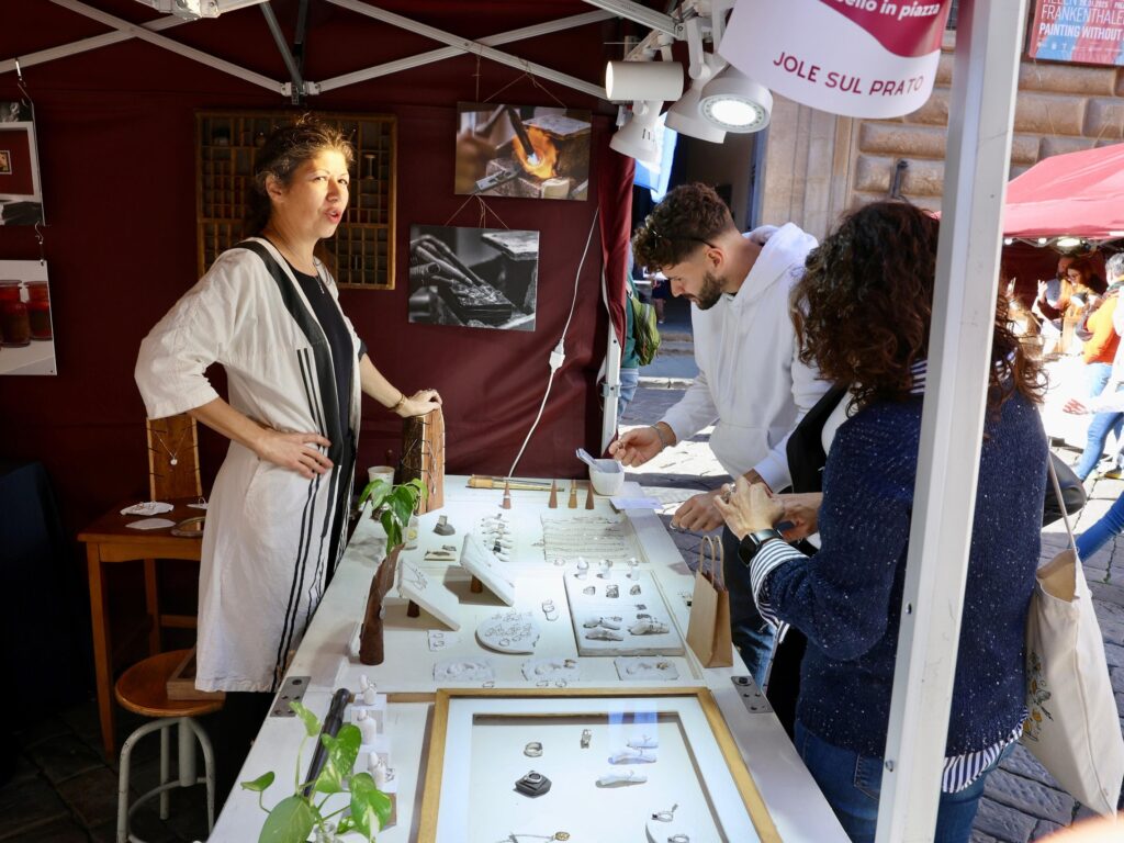 artour artour